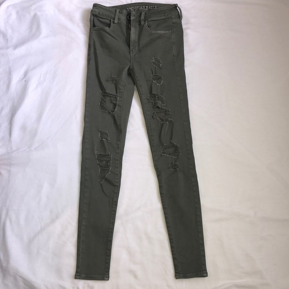American Eagle Super Stretch Ripped Jeans
